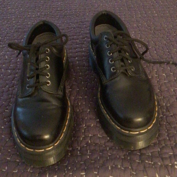 Dr. Martens Shoes - Dr. Martens 8053 LEATHER PLATFORM CASUAL SHOES Women's Size 7